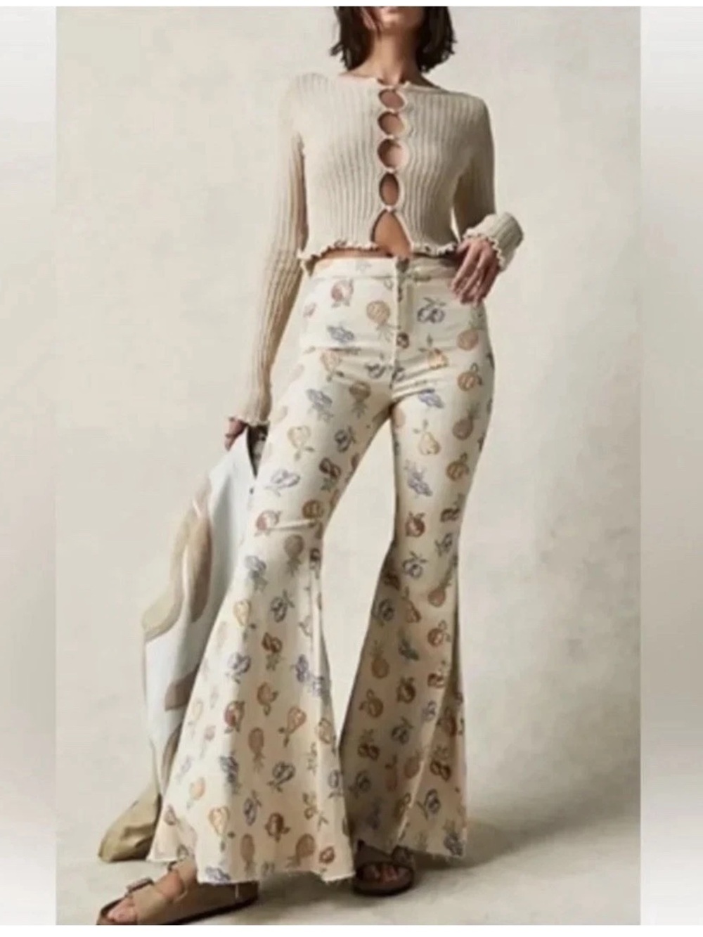 Free People We The Free Just Float On Fruit Print Flare Jeans NWT Size 28